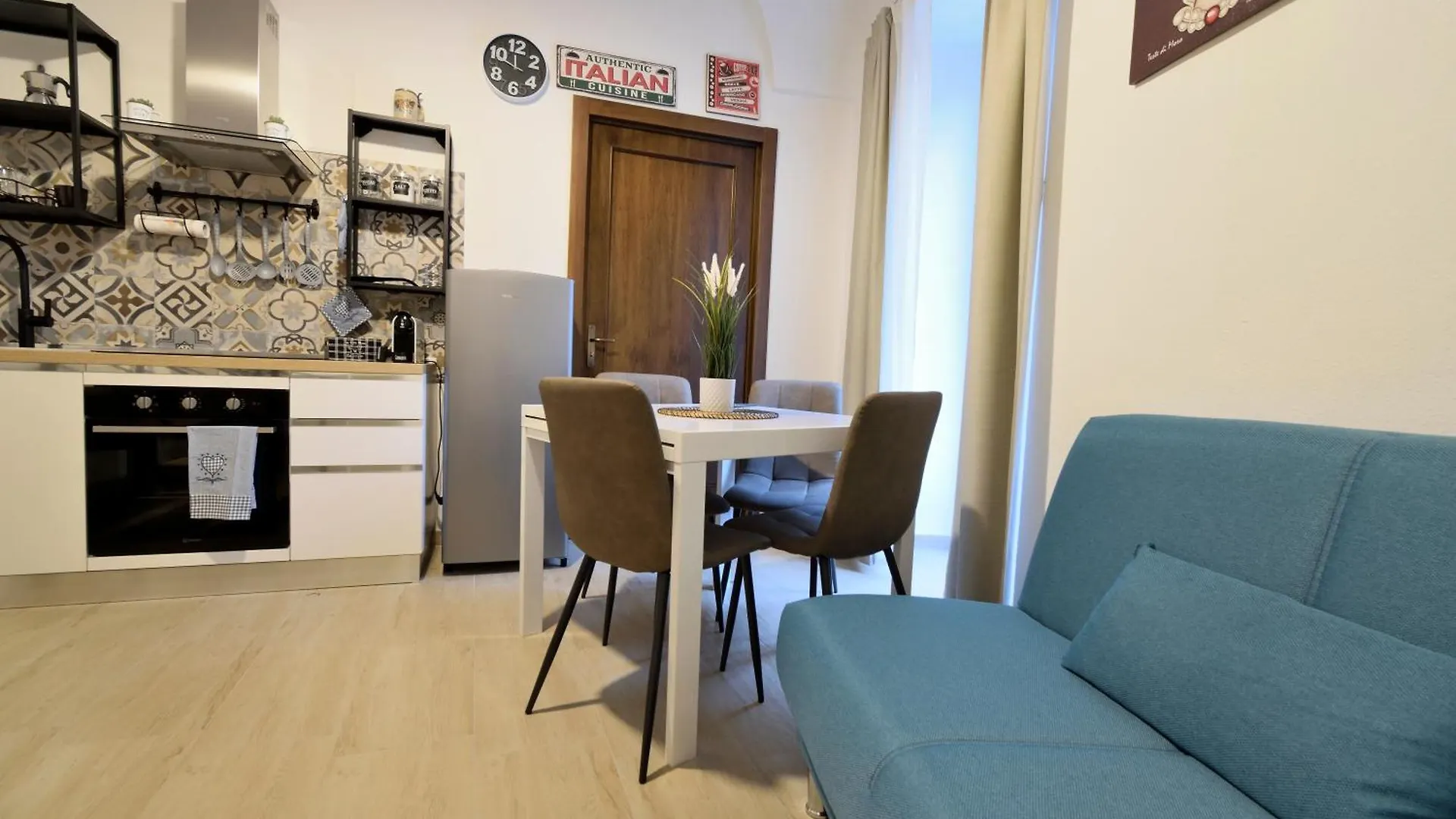 La Casa Di Carta Al Duomo Apartment Catania Italy