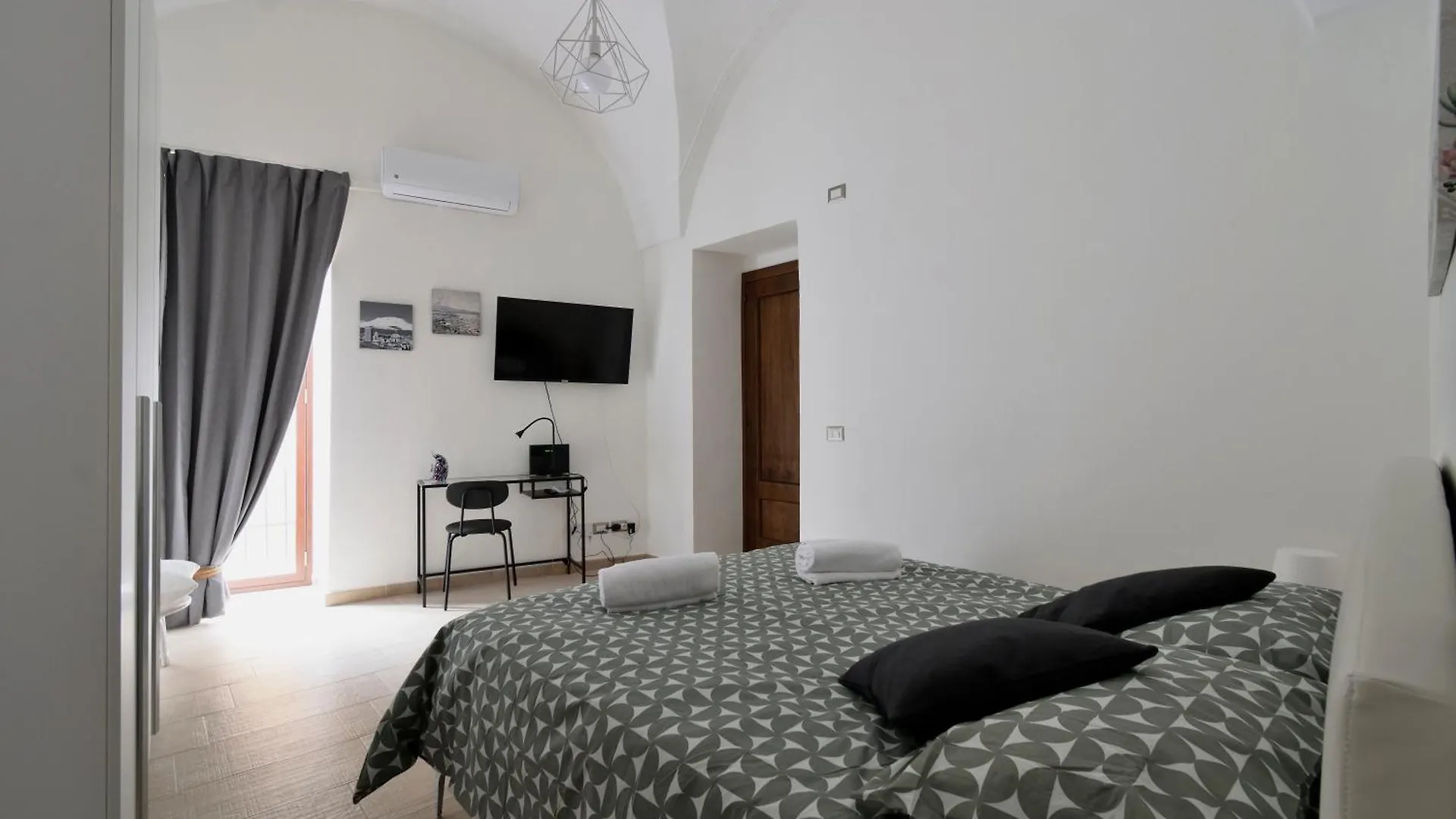 La Casa Di Carta Al Duomo Apartment Catania
